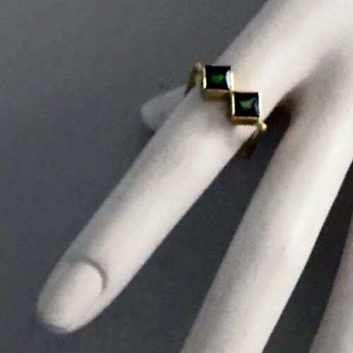 Dorothy Erickson: Angel’s Dream – Hesperia Collection, 2022 Ring: 18ct gold, facetted green tourmaline. (Approx.: 22x22x6mm). Artsite Contemporary Sydney Australia. AGWA EXHIBITION